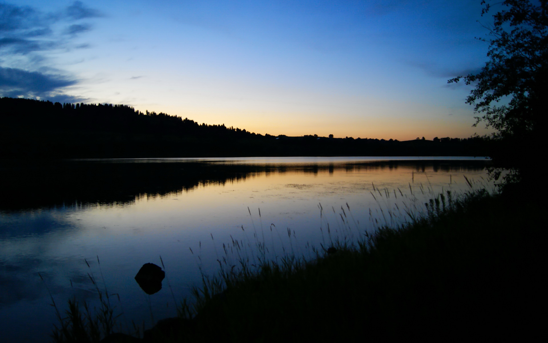 赛事临时变更:应对突发天气的随机应变,临时改变怎么解释