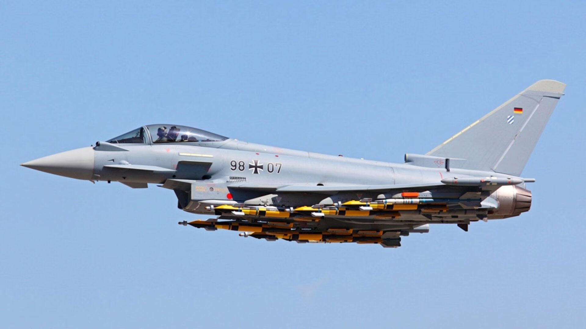 九游娱乐APP-雷霆推出“互动数据墙”，球迷可上传赛后评价，雷霆互娱