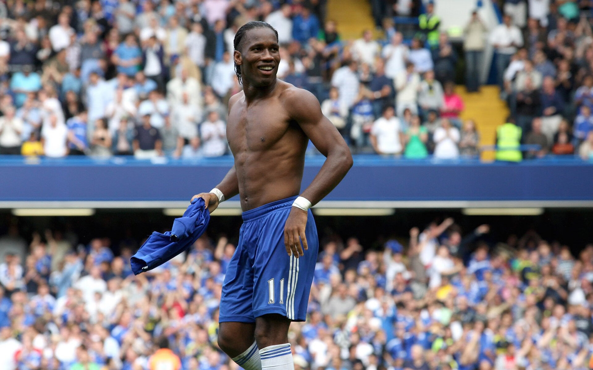 中国队在东亚杯中夺冠 悬念终结燃爆全场，东亚杯中国队名单